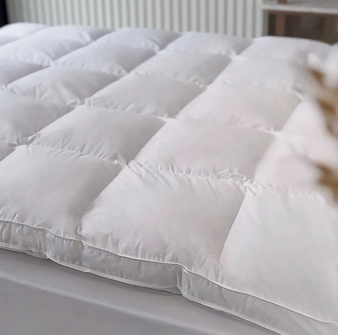 Pillow Top Queen Toque de Pluma